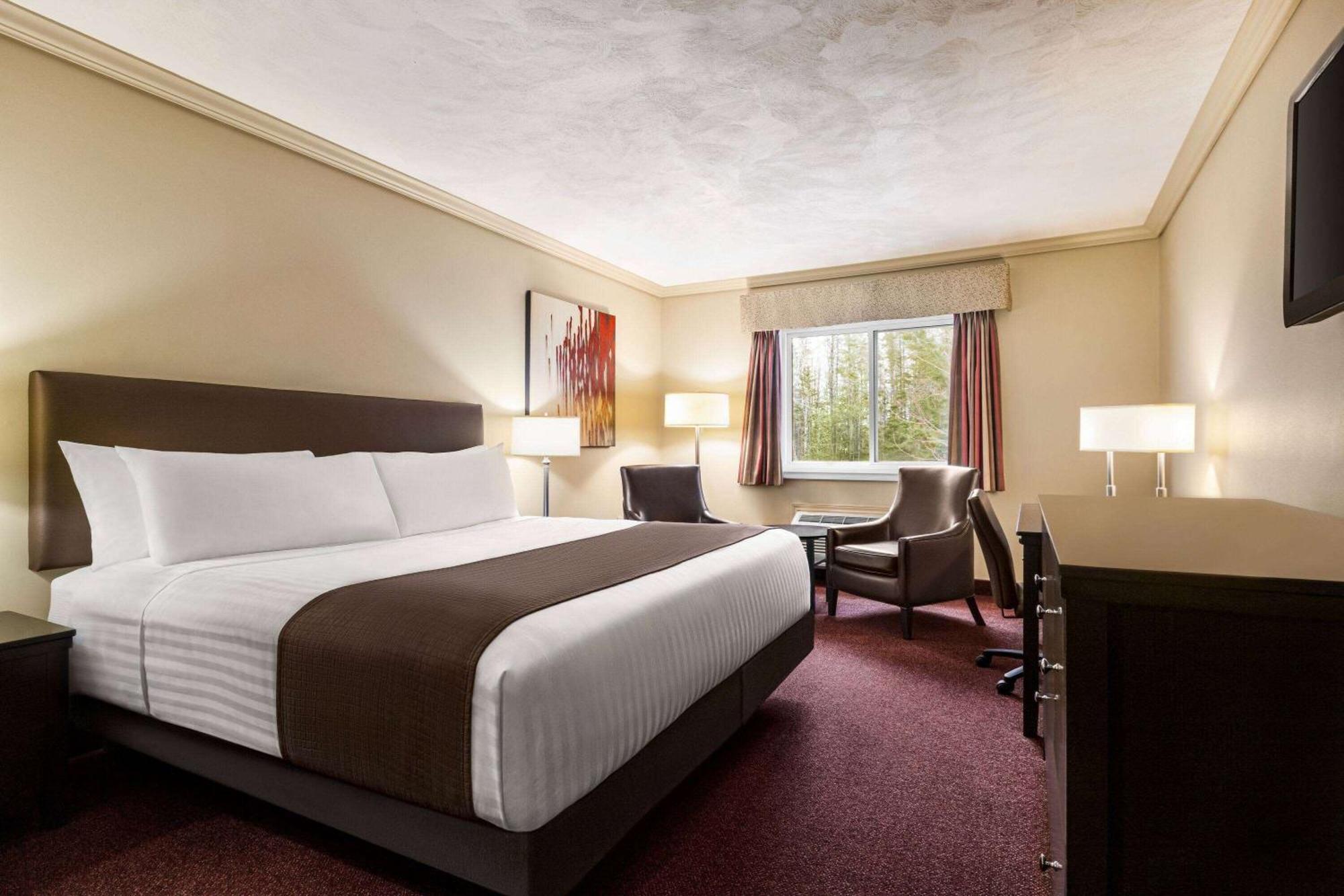 Atlantic Host Hotel, Trademark Collection By Wyndham Bathurst Extérieur photo